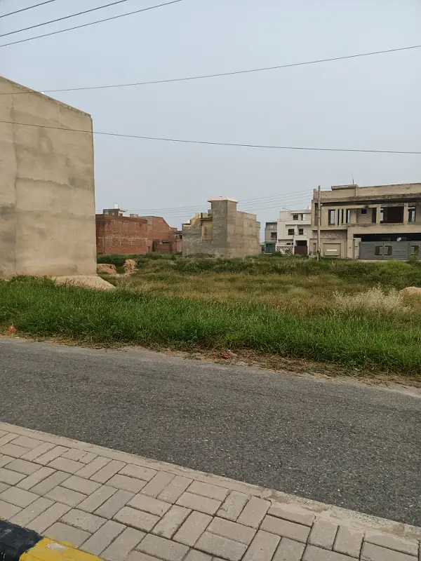 5 Marla Plot for Sale – Satiana Road, Faisalabad-pic_1